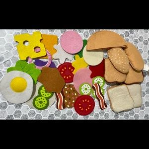 Melissa & Doug felt sandwich set